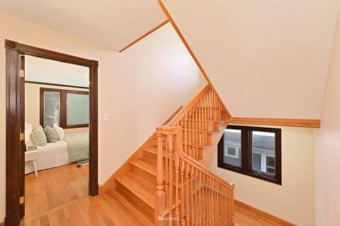 922 18th Ave E, Seattle, WA 98112 photo 25