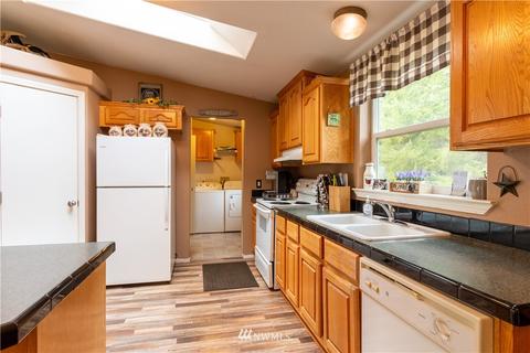 176 Nelson Rd, Winlock, WA 98596 photo 4