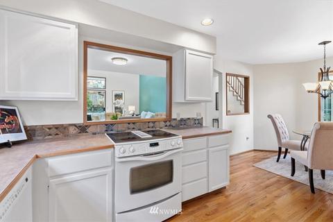 12808 NE 201st Pl, Bothell, WA 98011 photo 14