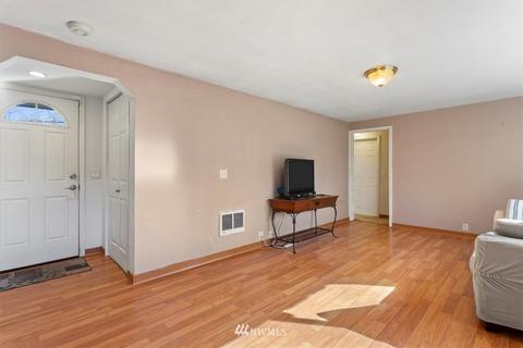 1108 Center Rd, Everett, WA 98204 photo 5