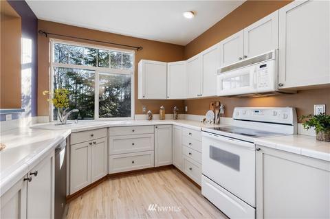 12712 Admiralty Way #E 306, Everett, WA 98204 photo 8