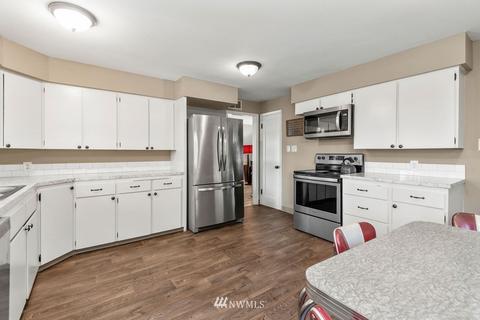 2703 Maple St, Longview, WA 98632 photo 8