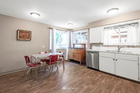 2703 Maple St, Longview, WA 98632 photo 7