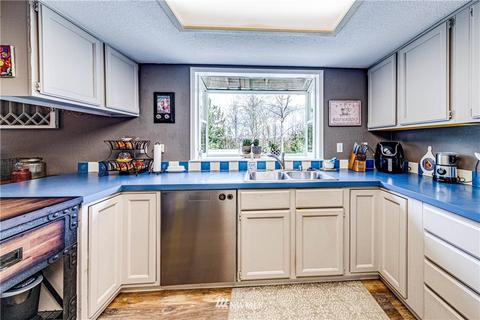 3909 Apache Dr, Mount Vernon, WA 98273 photo 5
