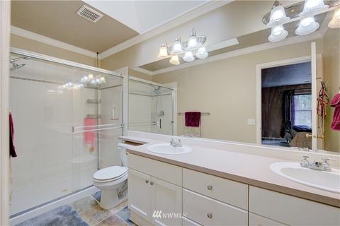 606 228th St SW #J202, Bothell, WA 98021 photo 23