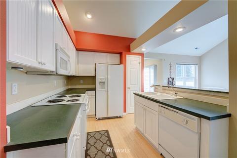 606 228th St SW #J202, Bothell, WA 98021 photo 13