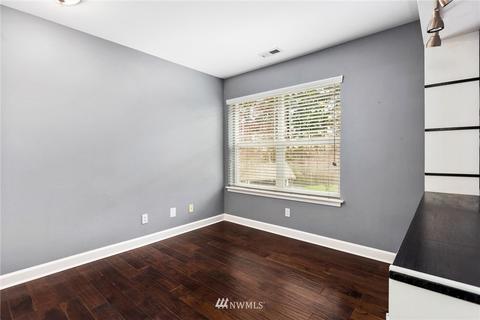 702 228th St SW #L202, Bothell, WA 98021 photo 17