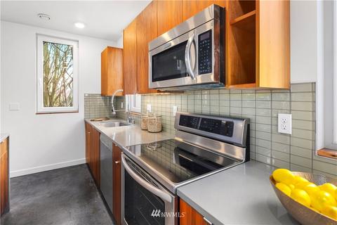 208 25th Ave E, Seattle, WA 98112 photo 9