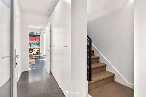 208 25th Ave E, Seattle, WA 98112 photo 24
