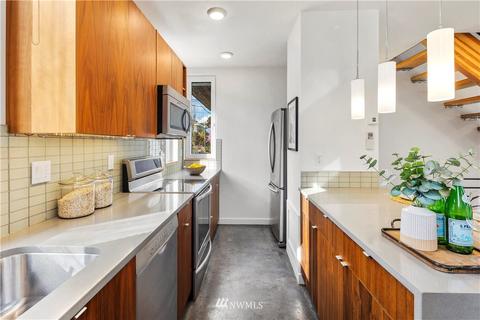 208 25th Ave E, Seattle, WA 98112 photo 8