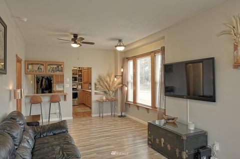 2102 State St, Everett, WA 98201 photo 4