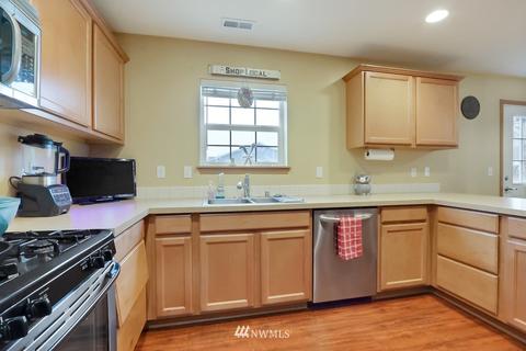 205 Silvernail St NE, Orting, WA 98360 photo 14