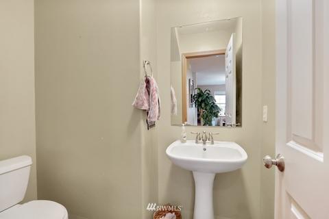 205 Silvernail St NE, Orting, WA 98360 photo 17