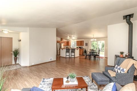160 E Peaceful Pl, Grapeview, WA 98546 photo 5