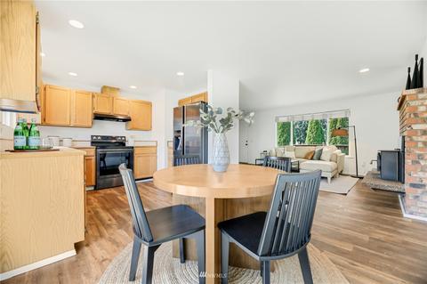 901 Pine St, Everett, WA 98201 photo 17