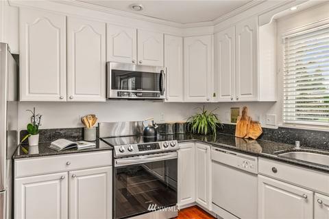 9024 W Mall Dr, Everett, WA 98208 photo 14
