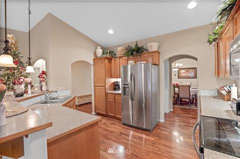 206 Gipple St NE, Orting, WA 98360 photo 8