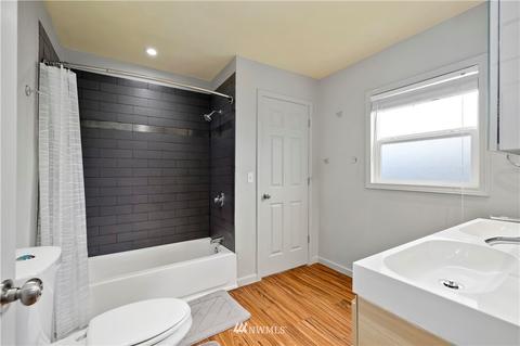 1104 3rd, Cosmopolis, WA 98537 photo 16