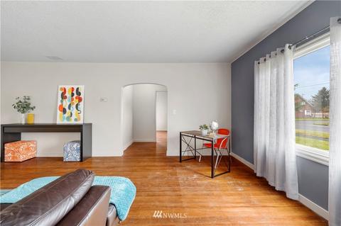 1104 3rd, Cosmopolis, WA 98537 photo 5