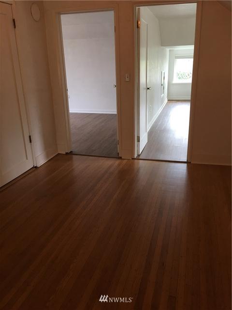 2302 E Pine St, Seattle, WA 98122 photo 25