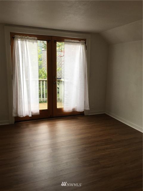 2302 E Pine St, Seattle, WA 98122 photo 18