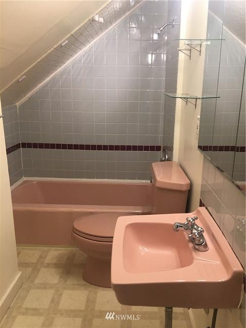2302 E Pine St, Seattle, WA 98122 photo 24