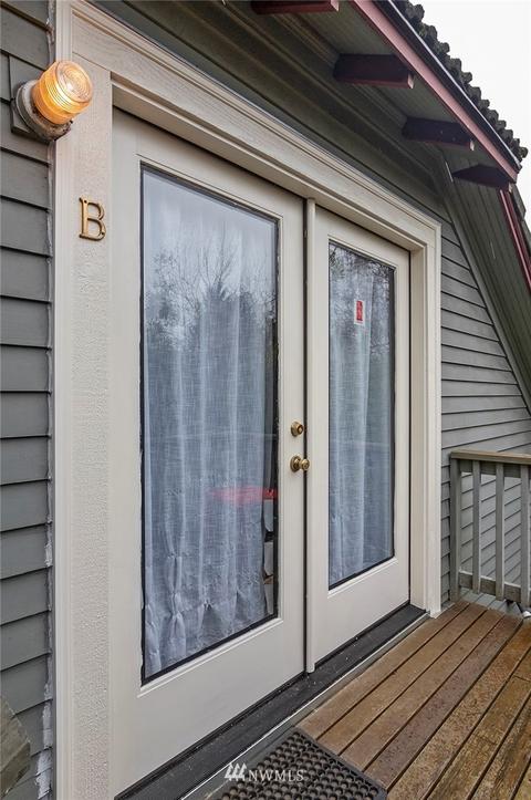 2302 E Pine St, Seattle, WA 98122 photo 17