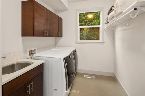 544 N 76th St, Seattle, WA 98103 photo 15