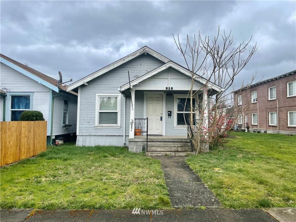 916 N Tower Ave, Centralia, WA 98531 22 Photos MLS 1904369 Movoto