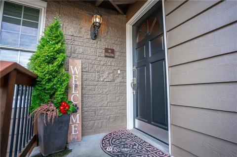 10617 NE 197th St, Bothell, WA 98011 photo 2