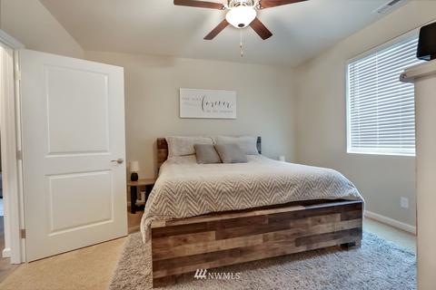 639 Bondgard, Enumclaw, WA 98022 photo 14