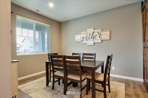 639 Bondgard, Enumclaw, WA 98022 photo 5