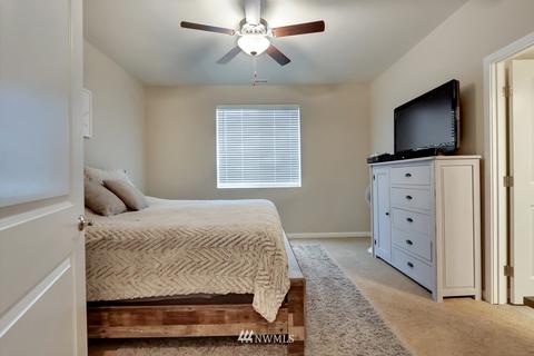639 Bondgard, Enumclaw, WA 98022 photo 13