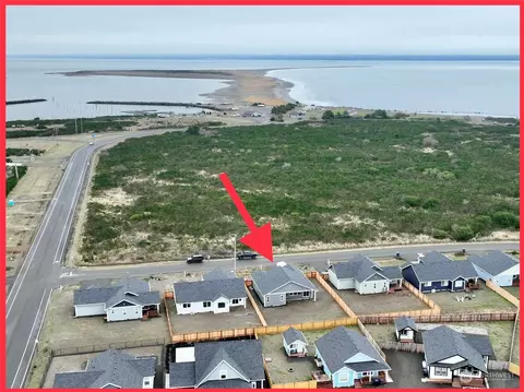 382 Adventurer St SE, Ocean Shores, WA 98569