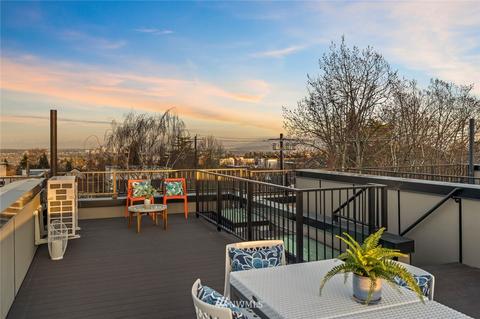 307 17th Ave E, Seattle, WA 98112 photo 28
