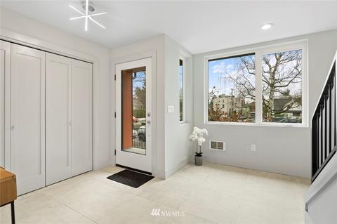 307 17th Ave E, Seattle, WA 98112 photo 25