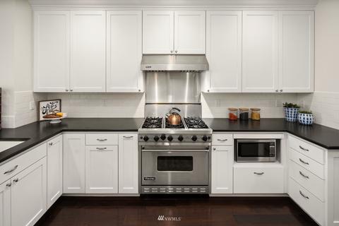 1114 Lakeview Blvd E #E, Seattle, WA 98102 photo 5