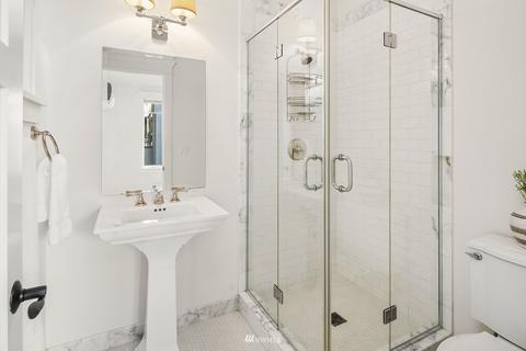 1114 Lakeview Blvd E #E, Seattle, WA 98102 photo 23
