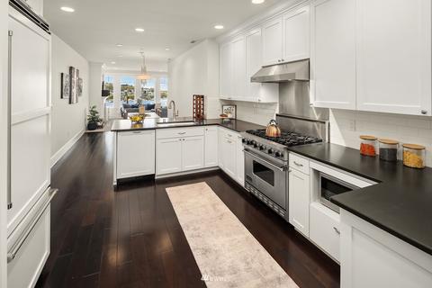 1114 Lakeview Blvd E #E, Seattle, WA 98102 photo 4