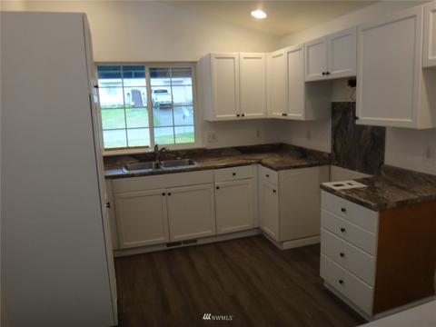 19514 71st Ave E, Spanaway, WA 98387 photo 3