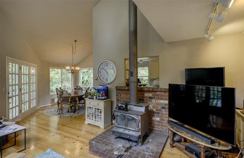 20414 W Richmond Rd, Bothell, WA 98021 photo 5