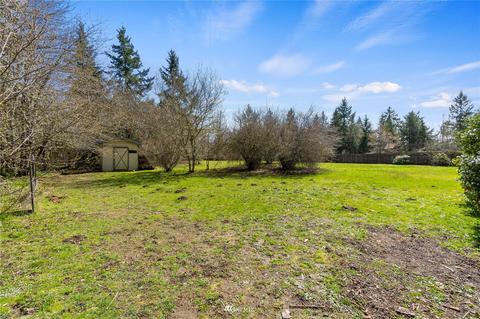 729 Tipsoo Loop S, Rainier, WA 98576 photo 22