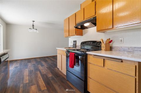 729 Tipsoo Loop S, Rainier, WA 98576 photo 12