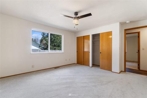 729 Tipsoo Loop S, Rainier, WA 98576 photo 13