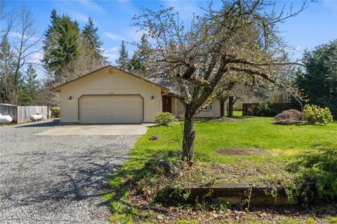 729 Tipsoo Loop S, Rainier, WA 98576 photo 2