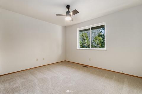 729 Tipsoo Loop S, Rainier, WA 98576 photo 16