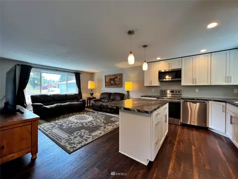 263 Gish Rd, Onalaska, WA 98570 photo 5