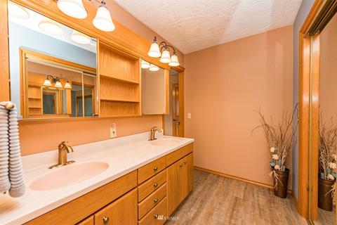 1032 Medsker Rd, Sequim, WA 98382 photo 17