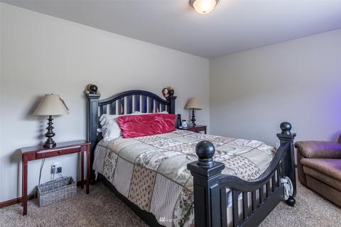 1514 Daffodil Ave NE, Orting, WA 98360 photo 29