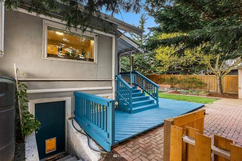 950 86th St N, Seattle, WA 98103 photo 23